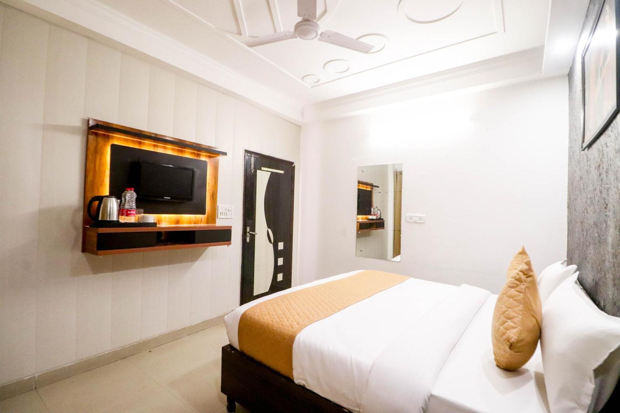 Hotel Stay Villa Delhi Airport New Delhi Buitenkant foto
