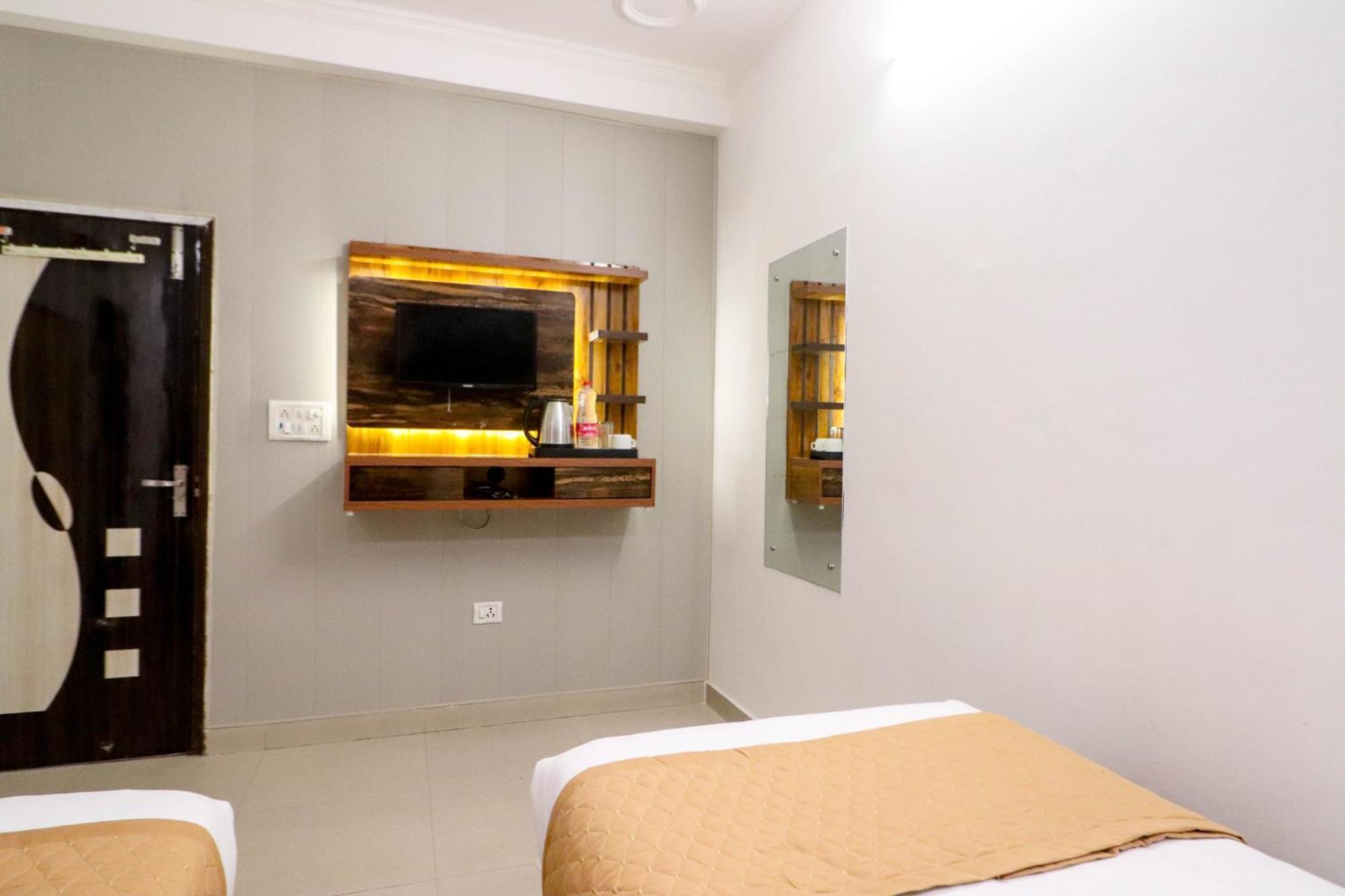Hotel Stay Villa Delhi Airport New Delhi Buitenkant foto